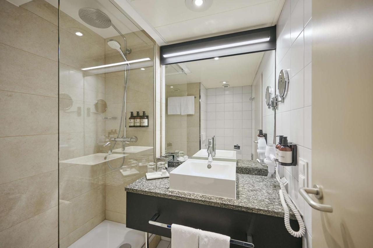 Hotel Nh Frankfurt Airport 4*