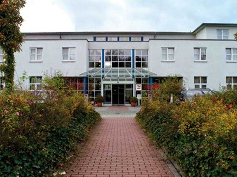 Nh Frankfurt Airport Hotel 4*