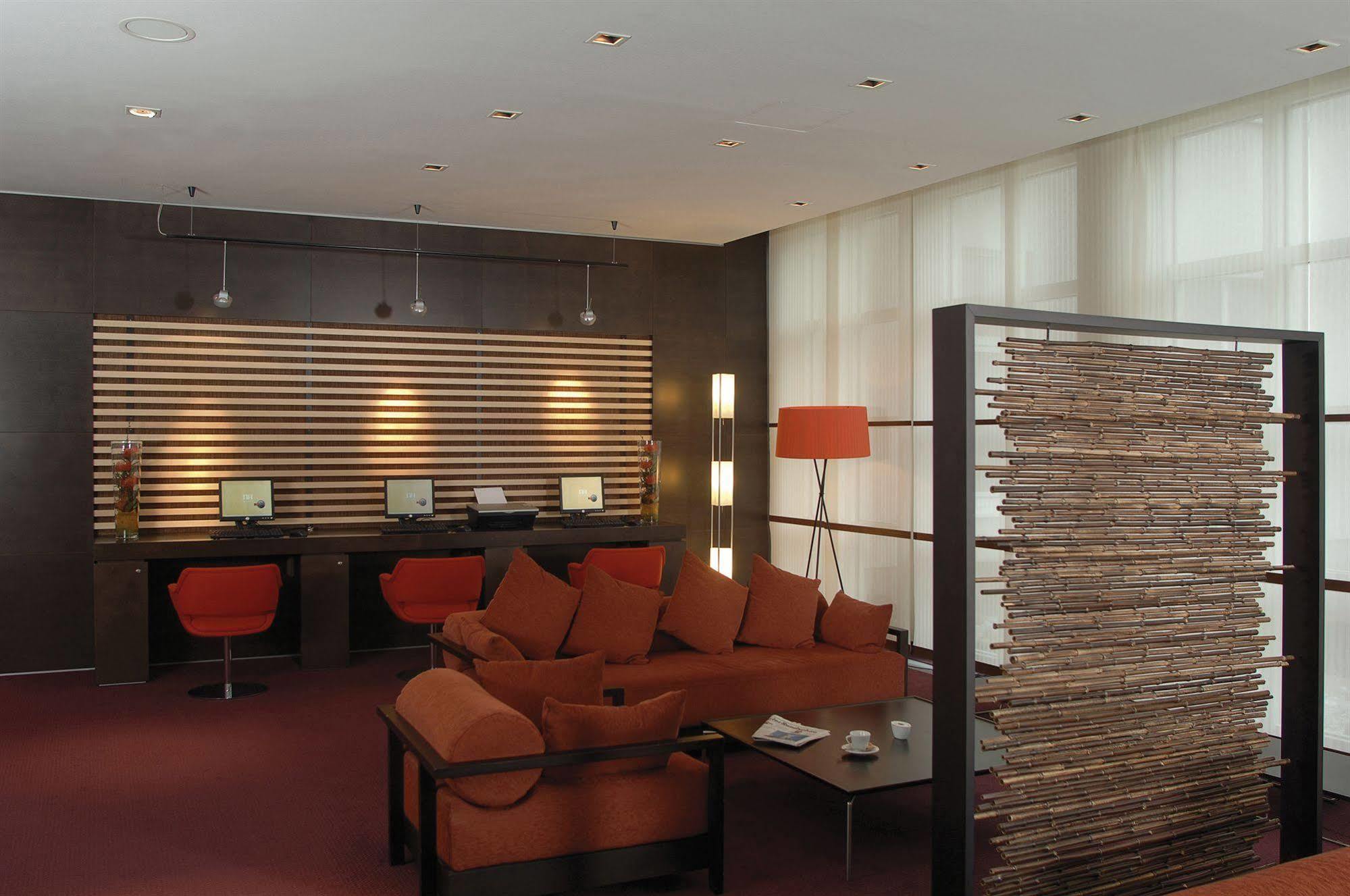 Nh Frankfurt Airport 4*