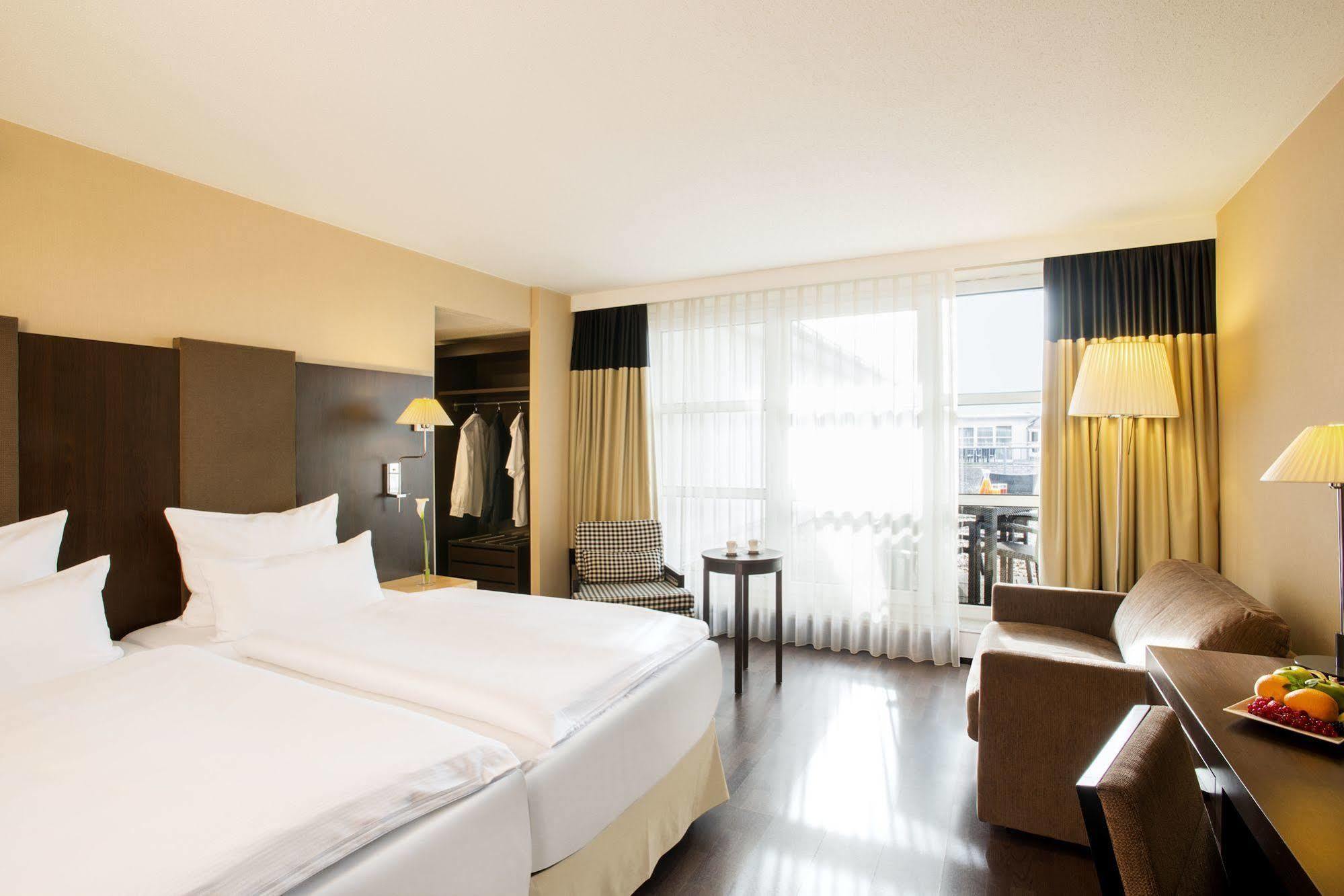 Nh Frankfurt Airport 4*
